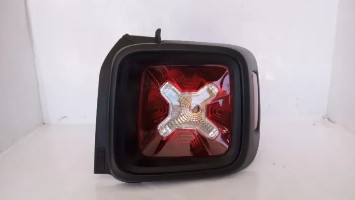 Lanterna Direita Renegade Original - Bom Estado