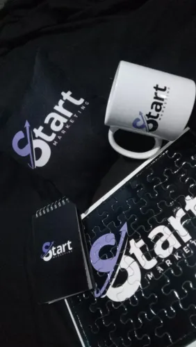 Brindes corporativos; CAMISETA, BLOCO DE NOTAS, CANECA, QUEBRA-CABEÇA