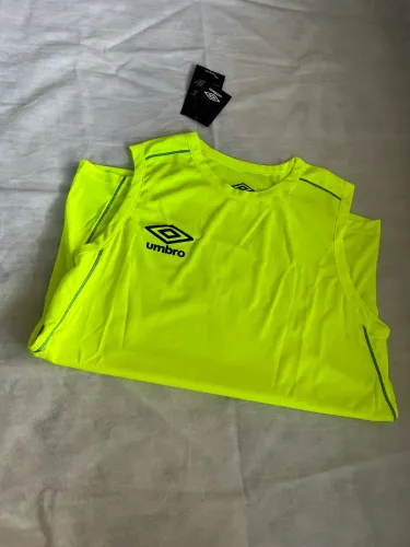 Camiseta Regata Umbro Nova - Original - P