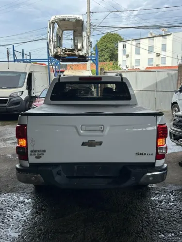 S10 2015 2.5 flex, manual 4x4! Tampa traseira <br>Potência : 206cv<br>Km: 216.537