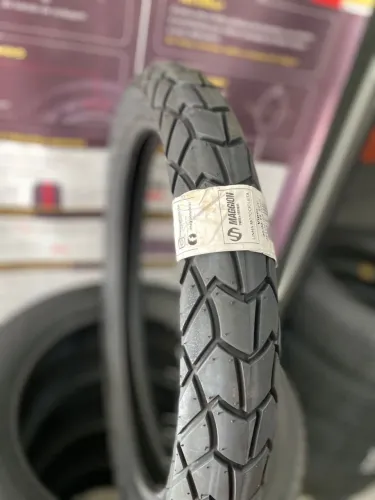 Pneu de moto Maggion 90/90/19 dianteiro 