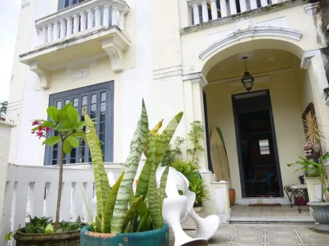 Casa com Fachada histórica, 8 quartos com área externa em Santa Teresa - Rio de Janeiro