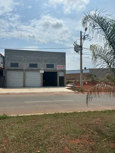Aluga Galpão na Avenida no Senador Canedo Terra Bela