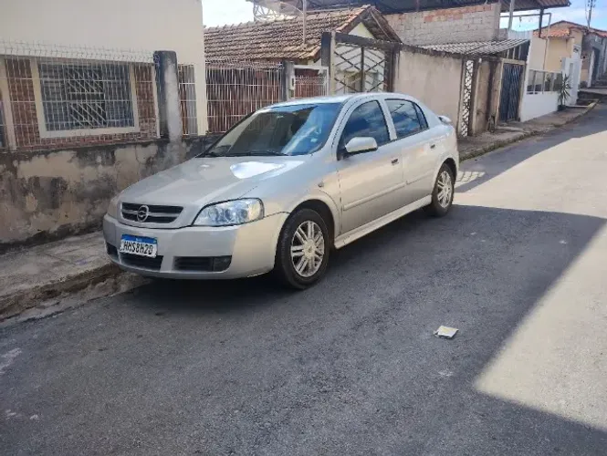 Chevrolet Astra 2.0 8V/ CD 2.0 8V Hatchback 5P MEC 2003