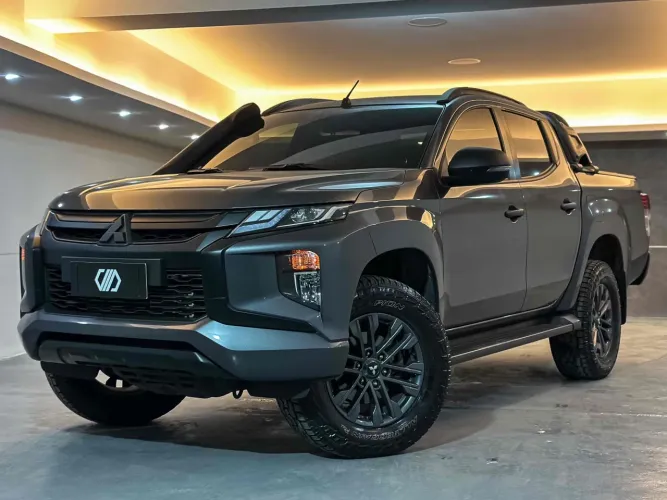 Mitsubishi L200 2.4 16V Turbo Diesel Sport GL CD 4P 4X4 Manual 2025