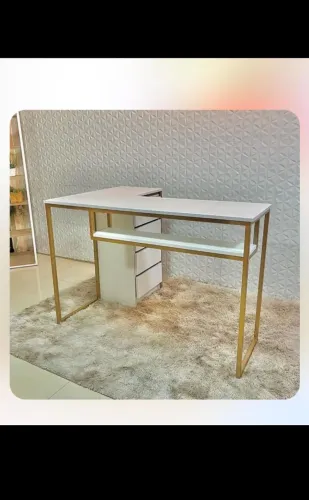 Mesa de manicure industrial comfort