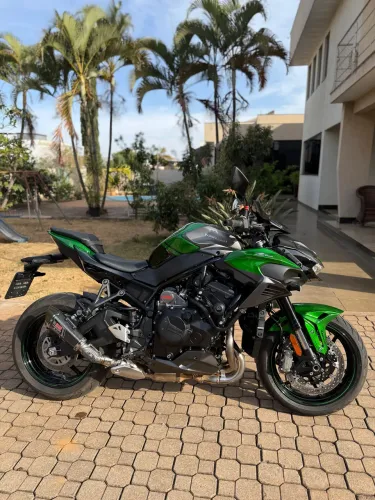 Kawasaki Z H2 supercharger