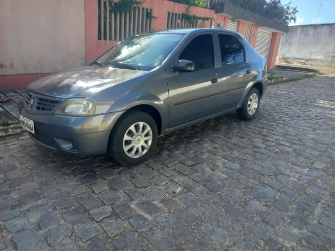 Renault Logan Authentique Hi-flex 1.0 16V 4P 2010