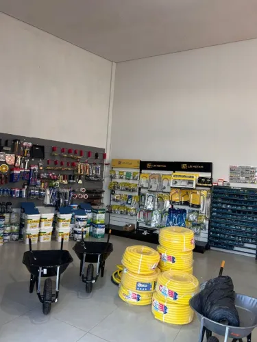 Loja de materiais para construção - Luzimangues 