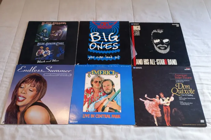 Laser Disc originais Black Sabath, Donna Summer, Ringo Star, Aerosmith e outros