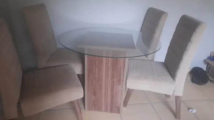 Mesa de sala de jantar vidro