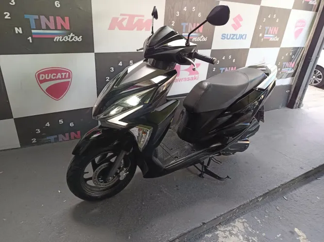 Honda elite