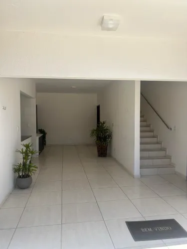Alugo apartamento no valor de 2.200 reais
