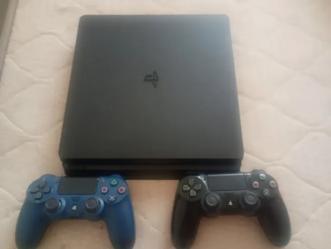 Playstation 4 1TB Slim