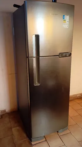 Geladeira Brastemp Frost Free 375L