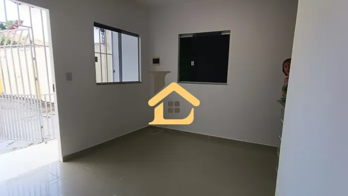 ALUGUEL DE APARTAMENTO TERREO EM ITAPUÃ