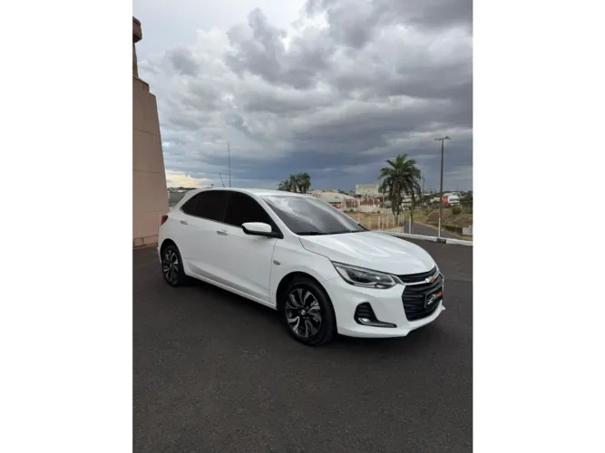 Chevrolet Onix Hatch Premier 1.0 12V TB Flex Aut. 4P 2025