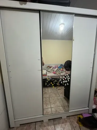 Guarda roupa solteiro 