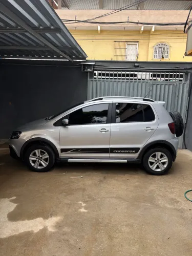 Volkswagen Crossfox 1.6 MI Total Flex 8V 5P 2011