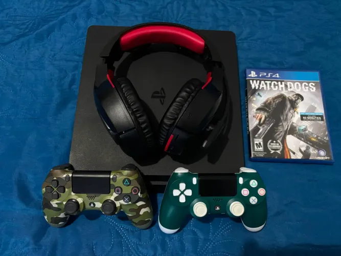 PlayStation 4 Slim 1TB