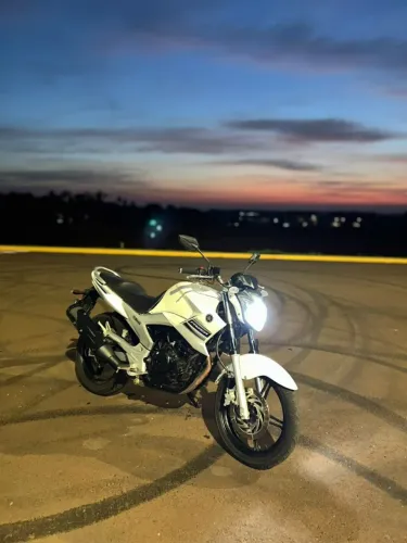 Fazer 250cc 2015 