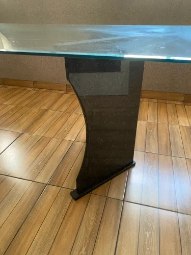 Mesa de vidro grande