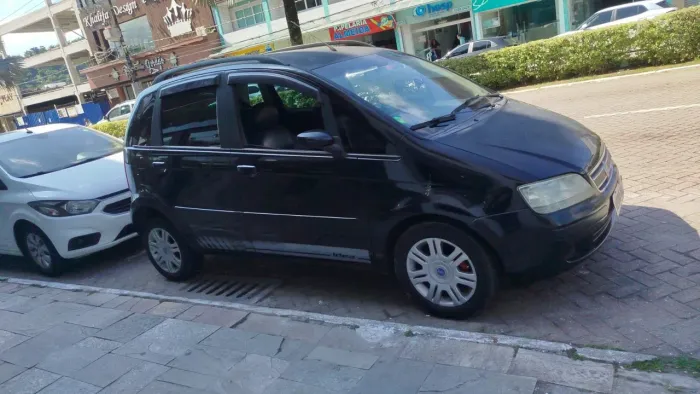 Troco Fiat Idea completa  por moto 