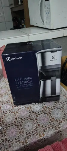 Cafeteira Eletrolux jarra inox