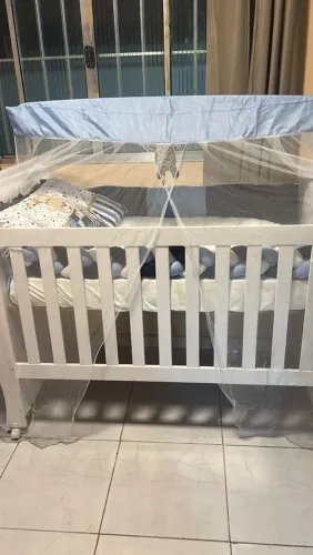 Berço para bebê montado completo