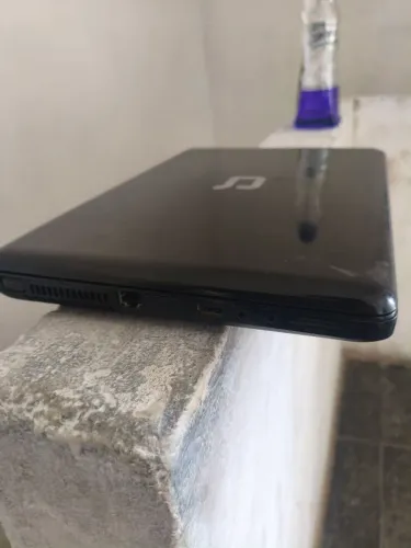 Vendo Notebook Hp compaq