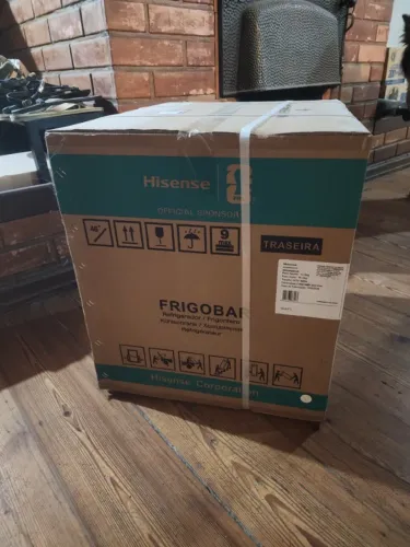 Frigobar Hisense 45L 127V branco - lacrado na caixa