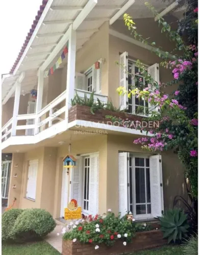 CASA EM CONDOMÍNO NA SERRA GAÚCHA , GRAMADO/RS