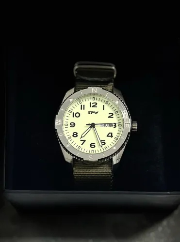 Relógio TPW Quartz