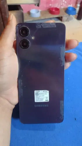 Galaxy A06.