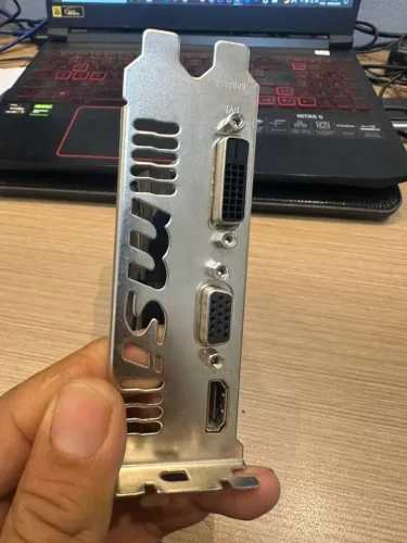 Placa de Vídeo MSI Nvidia GeForce GT 730 2GB DDR3 PCIe 2.0 HDMI VGA DVI