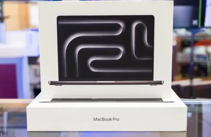 MACBOOK PRO 16-INCH M5 PRO
