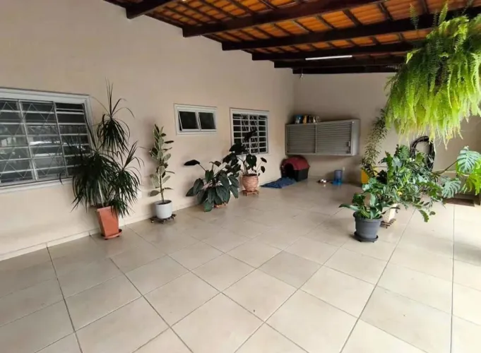 VENDO CASA NO ESTAÇÃO