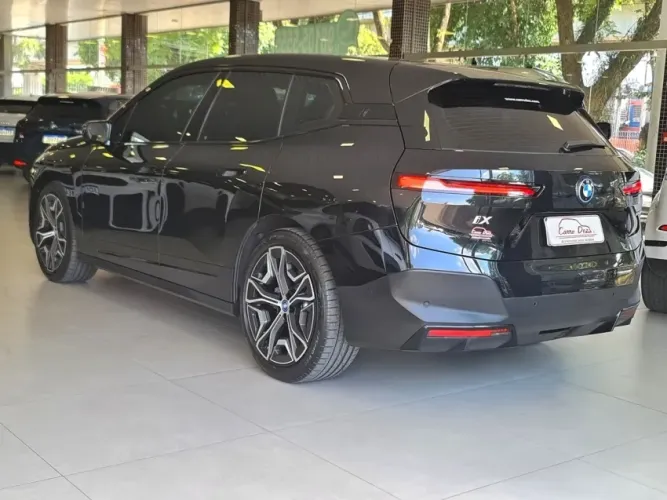 BMW IX XDrive 40 Aut. (elétrico) 2023