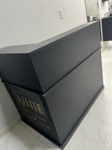 VENDO BALCÃO DE RECEPÇÃO EM L