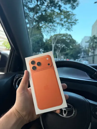 iPhone 17 pro Max lacrado