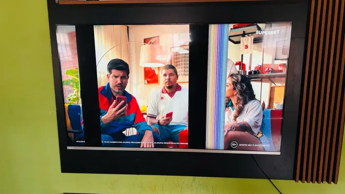 TV Philips 58 -com Defeito na Tela - R$ 300