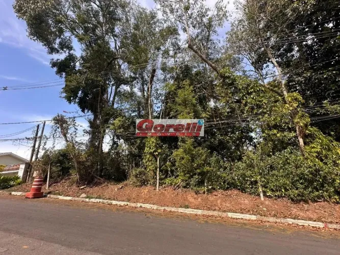 Terreno de Condominio em Arujá