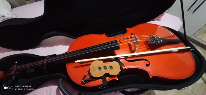 Vendo Violoncelo com Case 