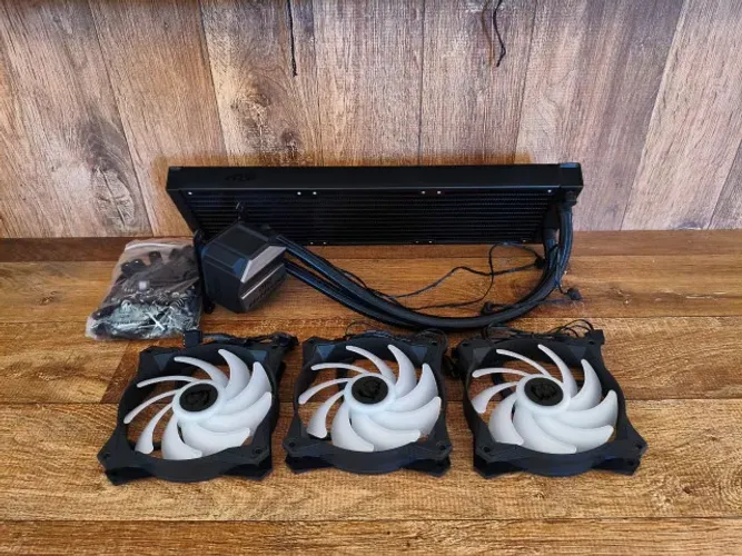 Water Cooler Msi Mag Coreliquid M360, Argb, 360mm, Amd/intel