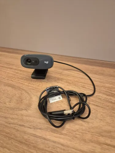 Webcam Logitech C270 HD 720p - Perfeito Estado (Preço Desapego)