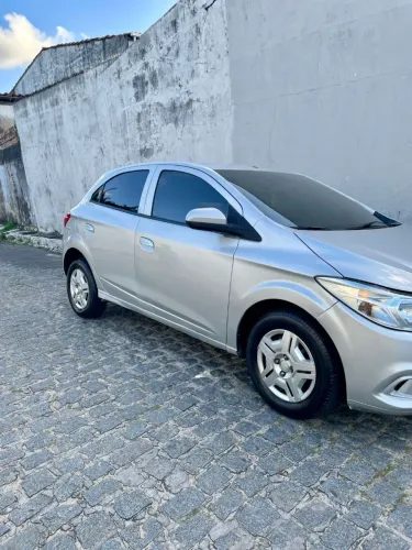 Chevrolet Onix JOY HATCH 1.0 8V FLEX MEC. 4P 2018