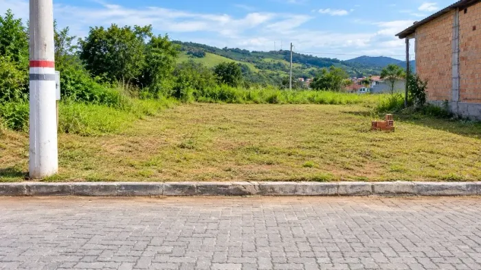 TERRENO 250m² À VENDA - TUBARÃO/SC