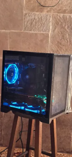 PC Gamer Premium RTX 2080 Strix Triple Fan + Ryzen 5 5500 (Estilo Aquário)
