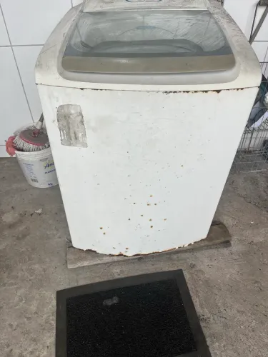 Electrolux 12 Kilos ( leia o anúncio)