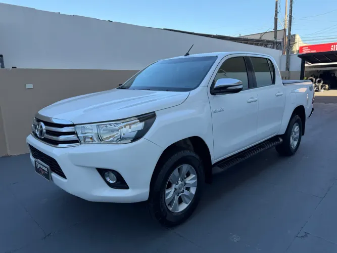 Toyota Hilux CD SRV 4X4 2.8 TDI Diesel Aut. 2017